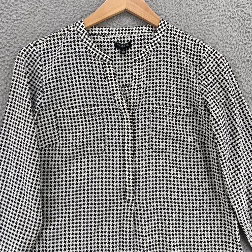 Talbots Top Women Medium Ivory Black Geometric Popover Long Sleeve V Neck Blouse